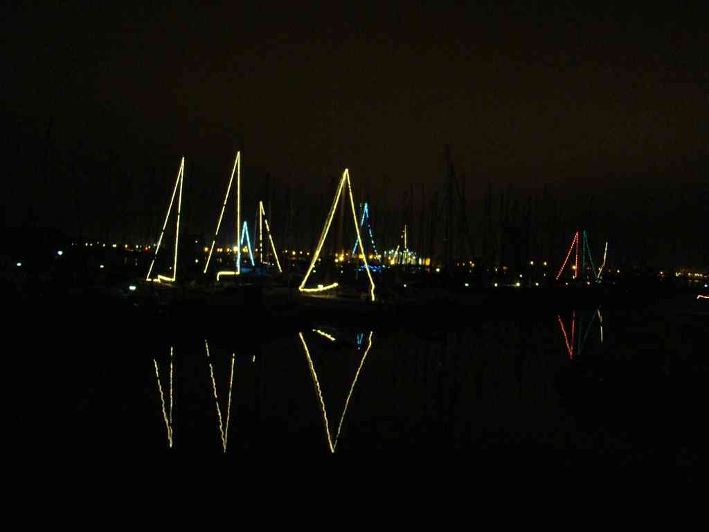 L’illumination des bateaux et le retour des guirlandes!